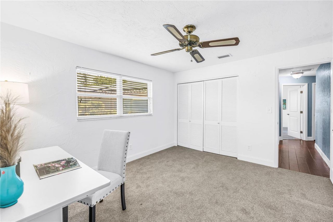 1964 Massachusetts Avenue Ne, Saint Petersburg, FL 33703 Photo