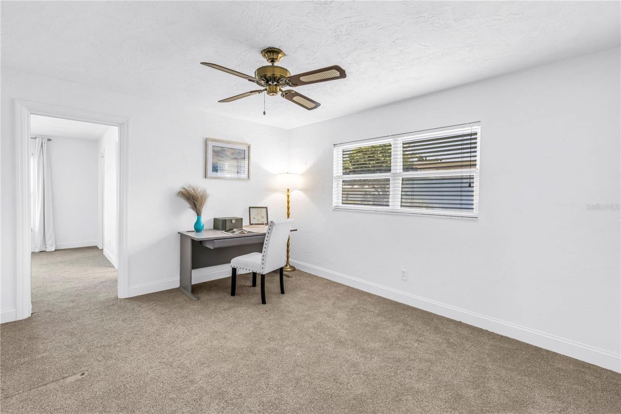 1964 Massachusetts Avenue Ne, Saint Petersburg, FL 33703 Photo