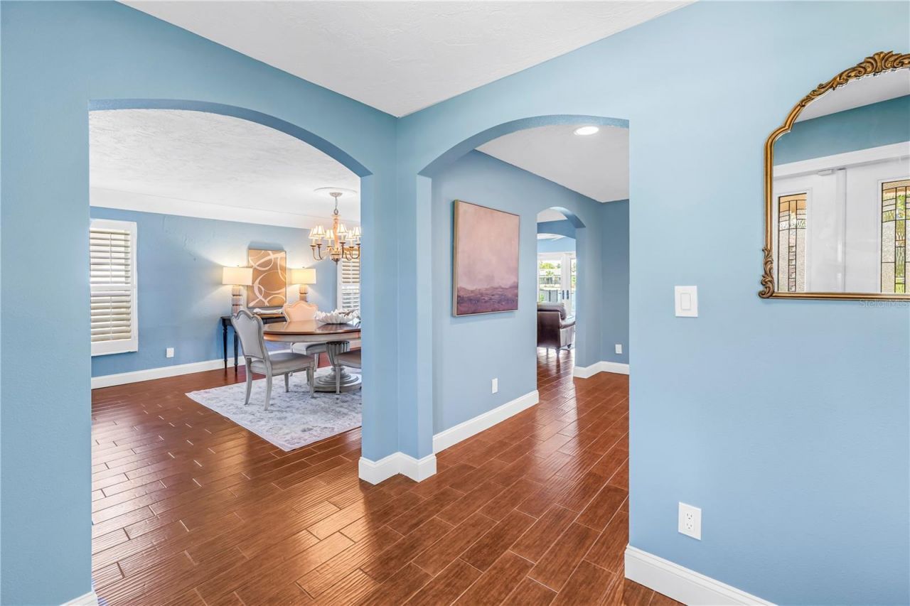 1964 Massachusetts Avenue Ne, Saint Petersburg, FL 33703 Photo