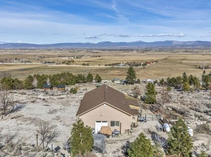 466 Horsethief Circle, Markleeville, CA 96120 Photo