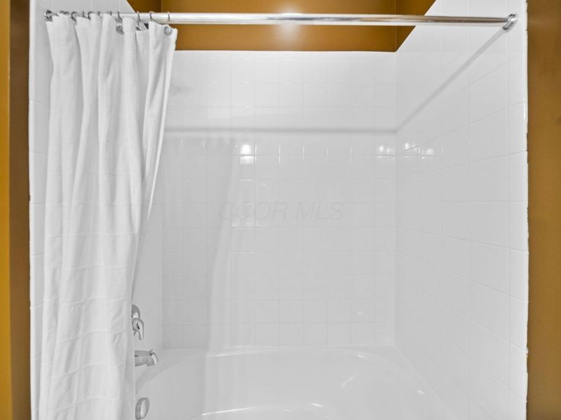 4669 Community Way, Unit 35, Hilliard, OH 43026 Photo 24