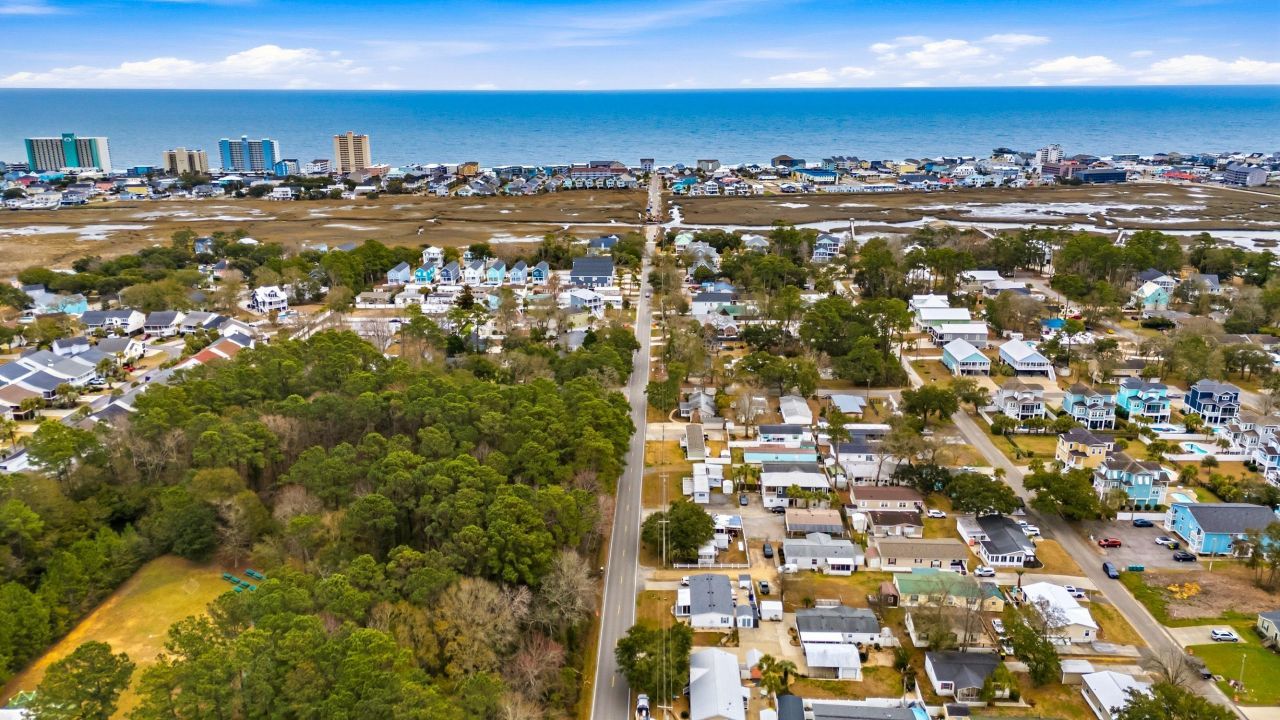 462 Oak Ave.  Photo 32