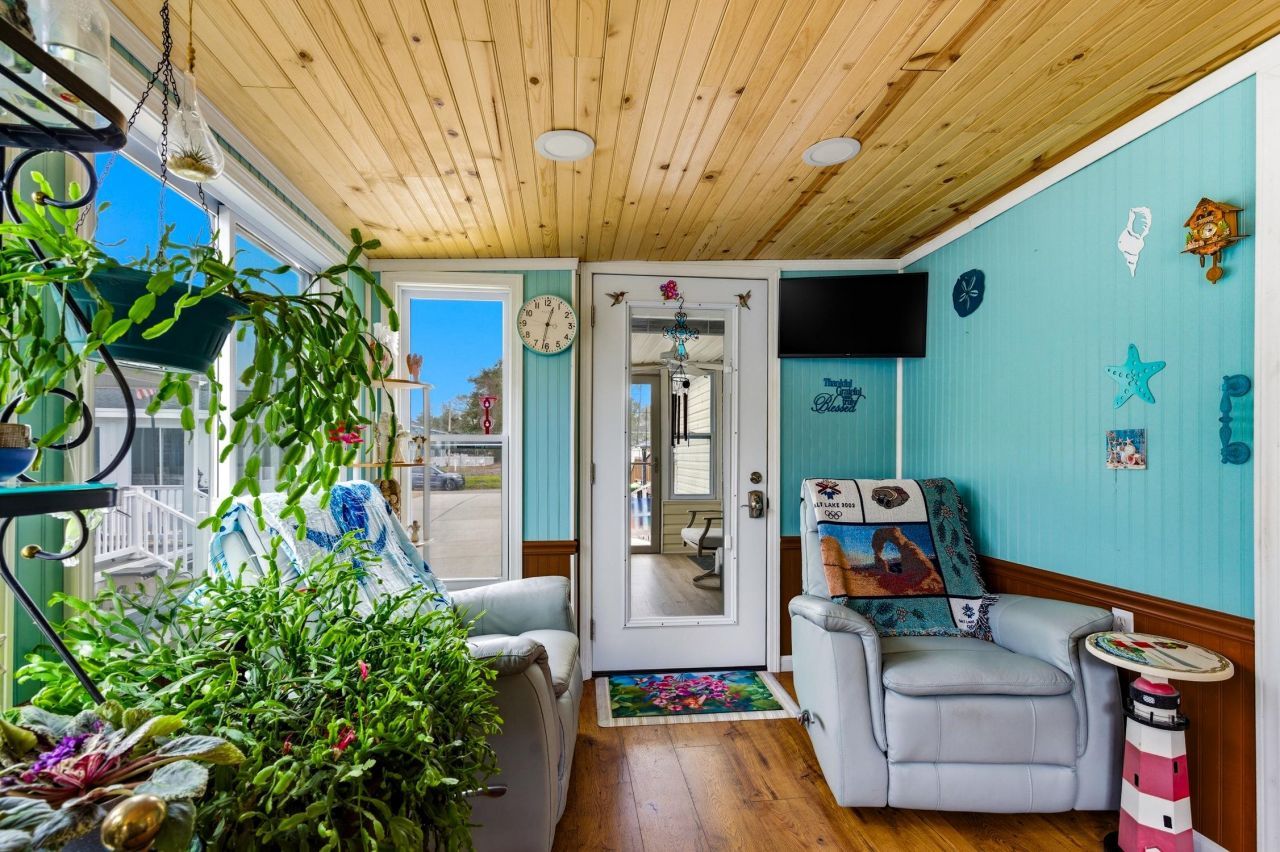 462 Oak Ave.  Photo 4