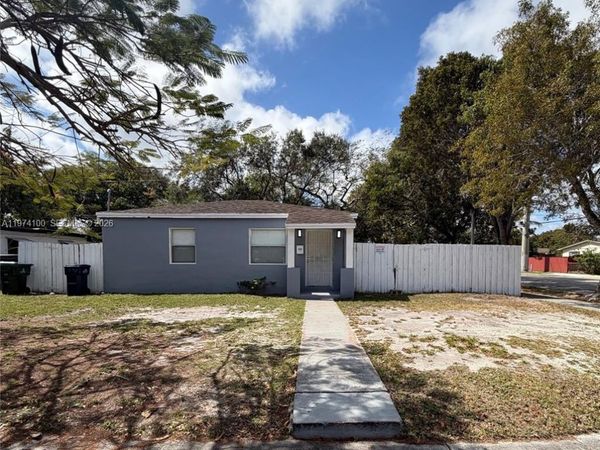 6400 SW 58th Pl , South Miami, FL 33143