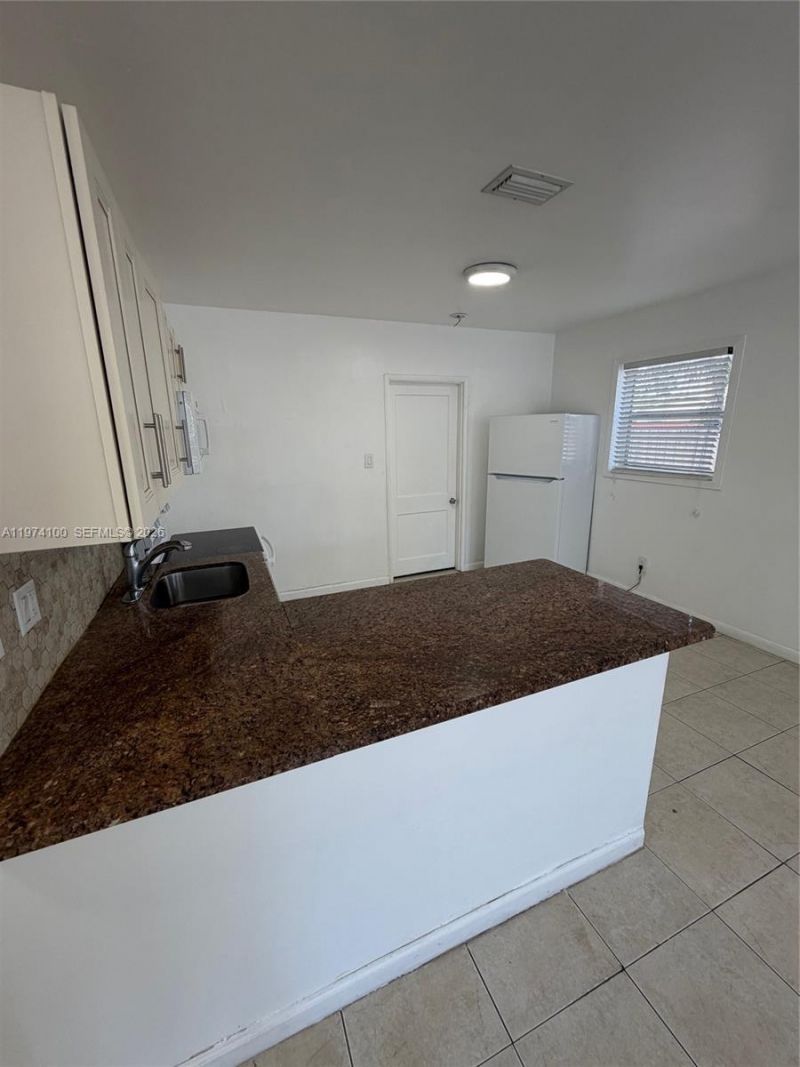 6400 SW 58th Pl , South Miami, FL 33143 Photo