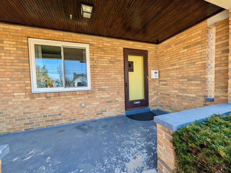 6656 Plainfield Road, Silverton, OH 45236 Photo 2