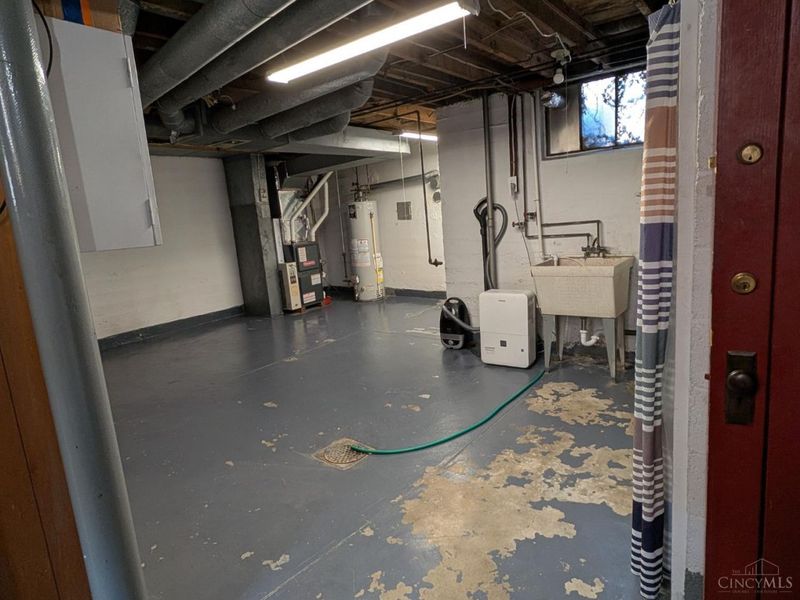 6656 Plainfield Road, Silverton, OH 45236 Photo 32