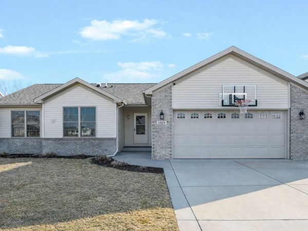 1829 Derek Drive, Normal, IL 61761