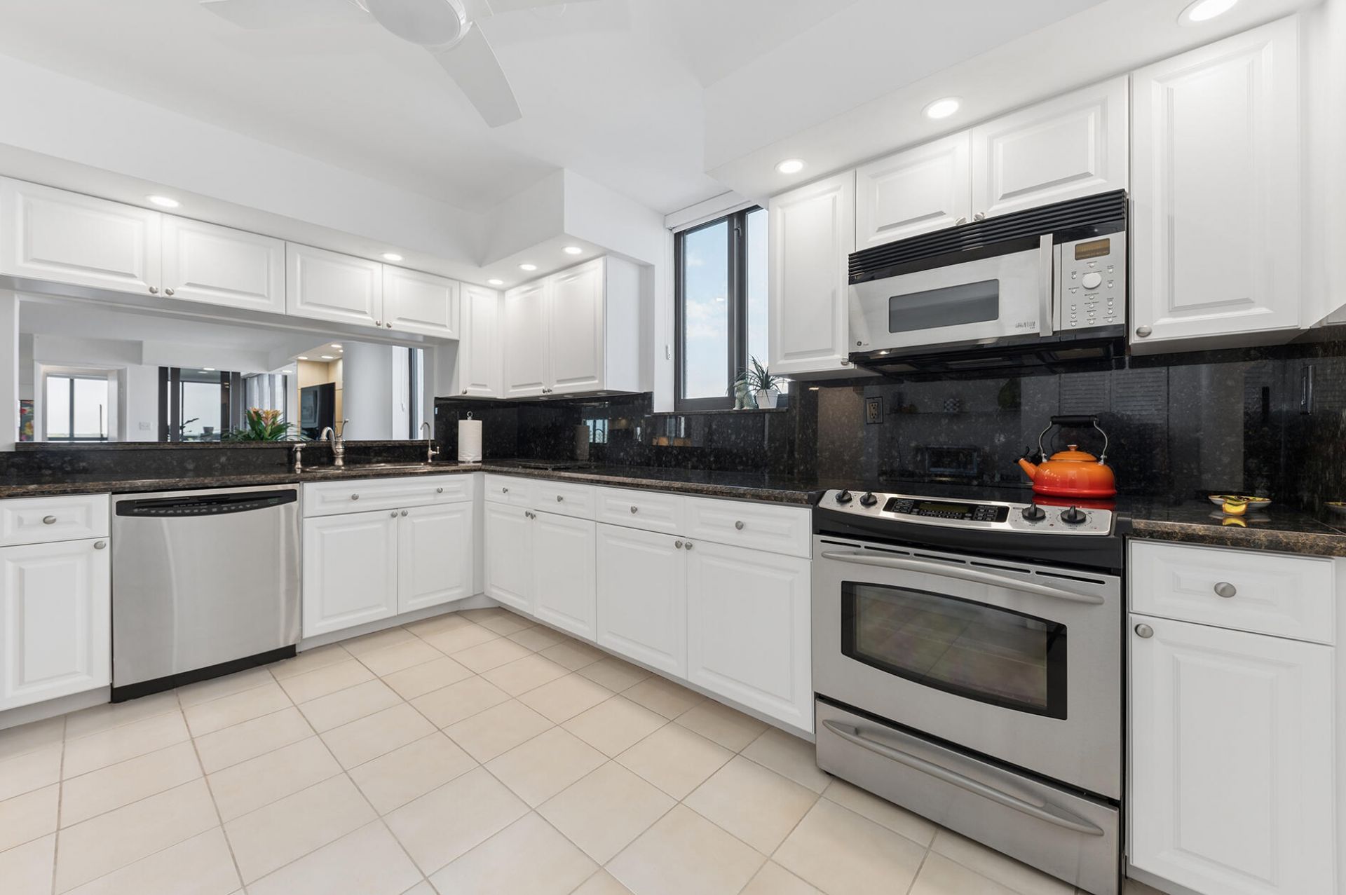 3420 S Ocean Boulevard, Unit 9t, Highland Beach, FL 33487 Photo