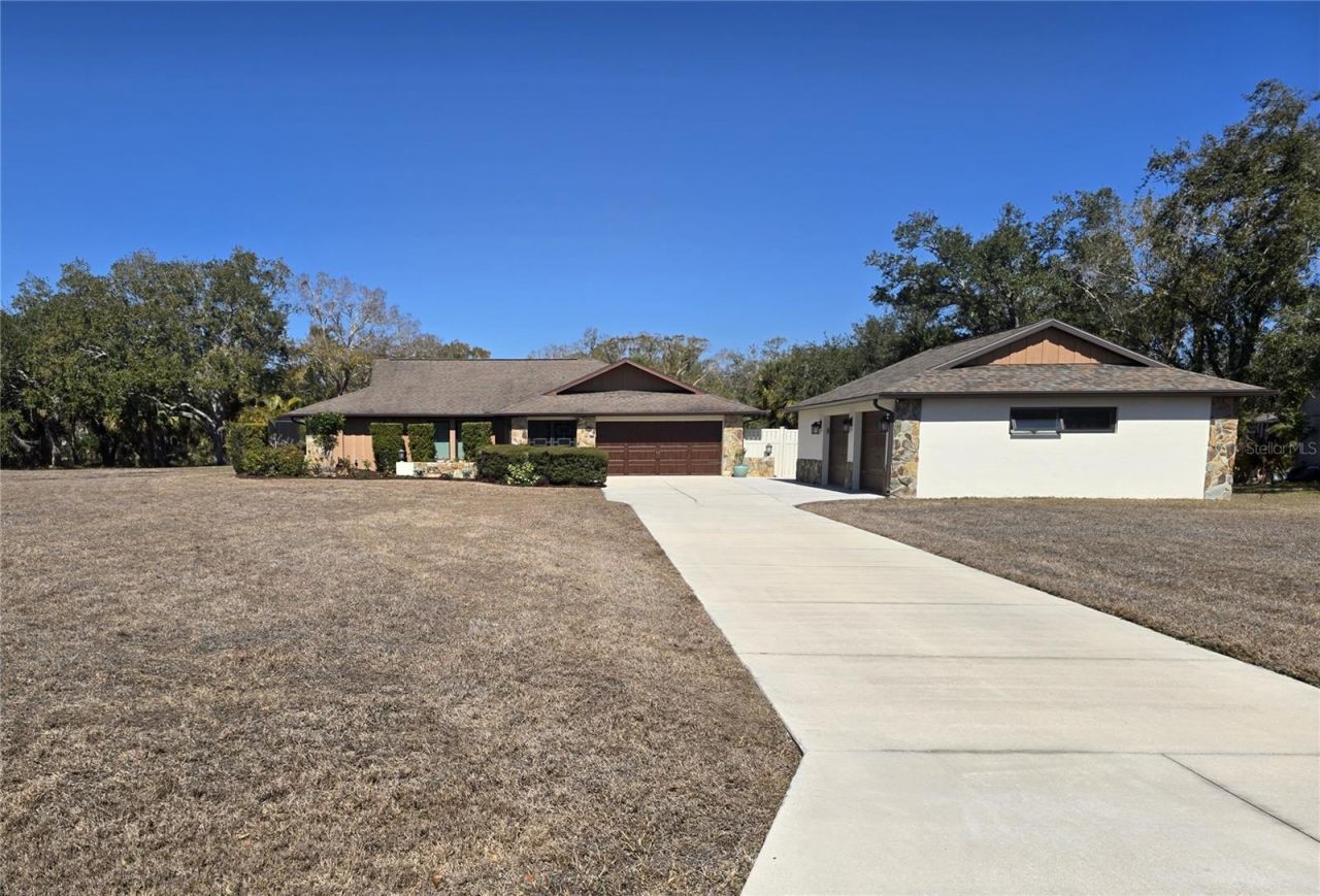 1213 Lexington Drive, Venice, FL 34292 Photo