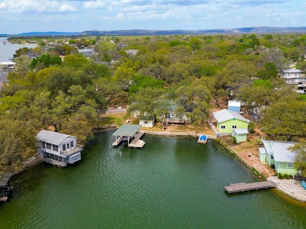 1833 Highland DR, Marble Falls, TX 78654