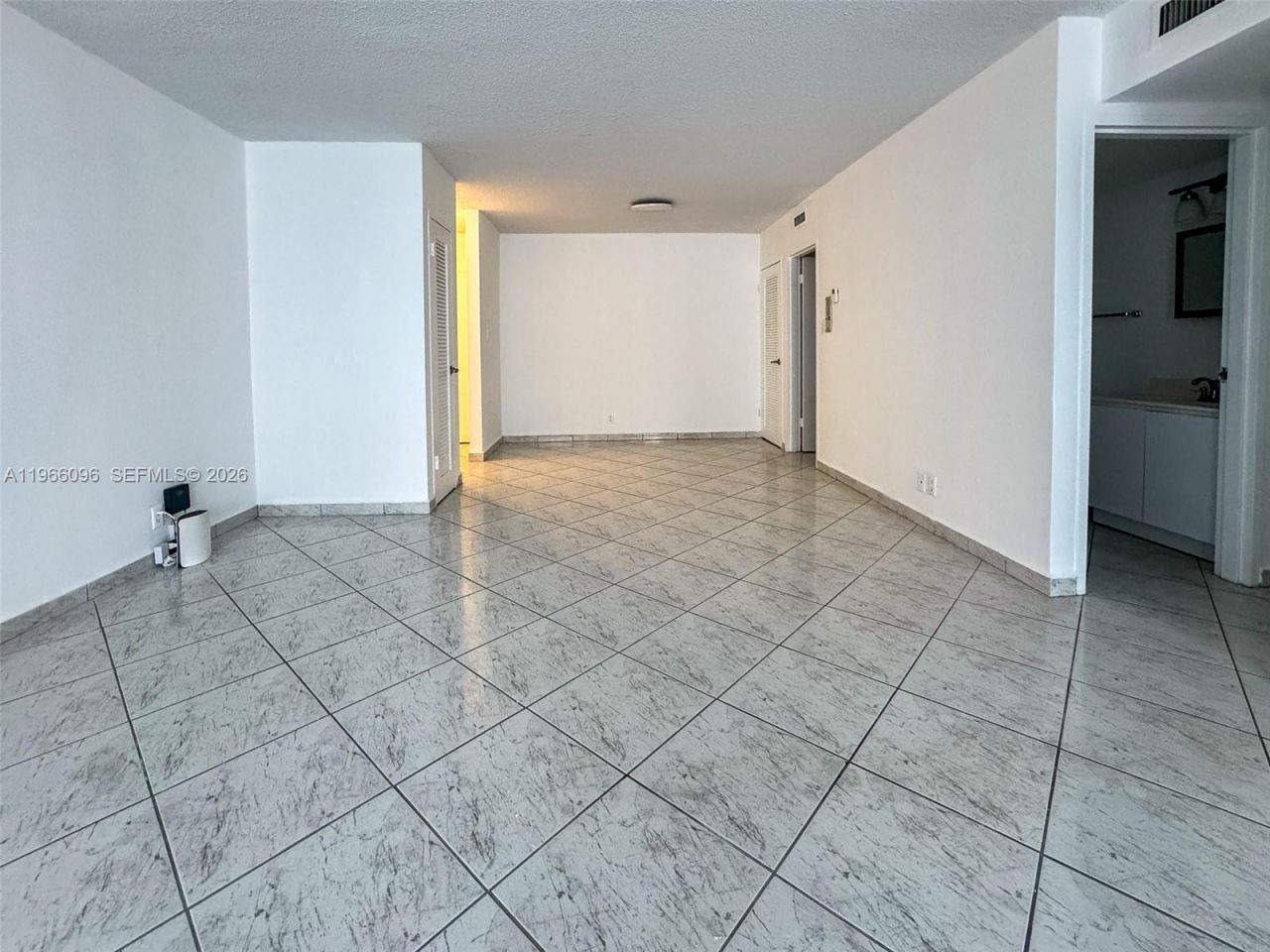 9225 Collins Ave , Unit 609, Surfside, FL 33154 Photo