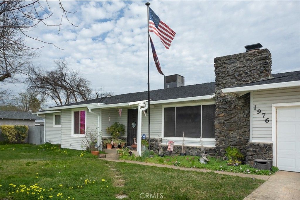 1976 6th Street, Oroville, CA 95965 Main Photo