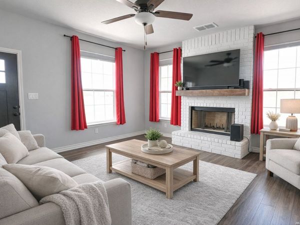 501 Sendera Way, Kenedy, TX 78119