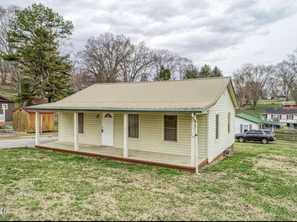 111 Church Street, Surgoinsville, TN 37873