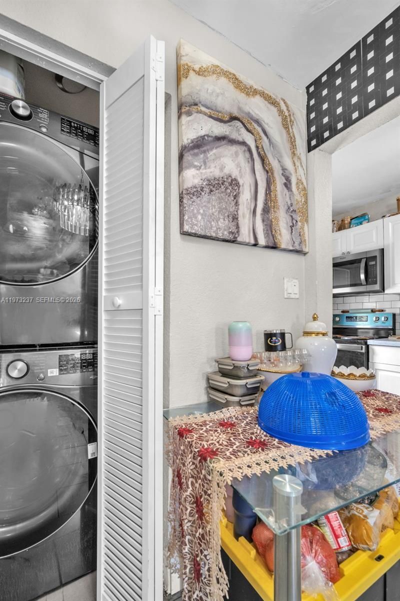 2521 NW 151st St , Miami Gardens, FL 33054 Photo