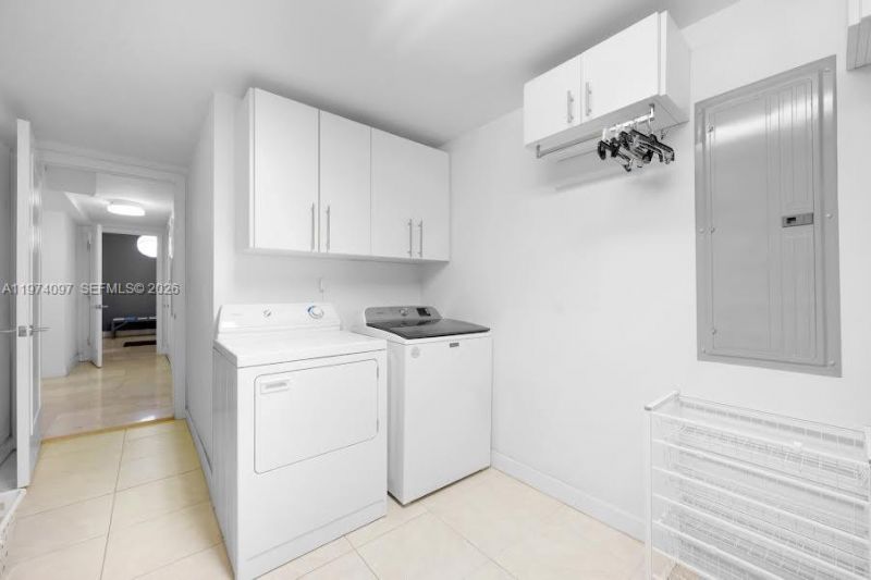 3201 NE 183, Unit 1104, Aventura, FL 33160 Photo