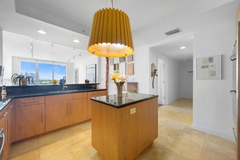 3201 NE 183, Unit 1104, Aventura, FL 33160 Photo