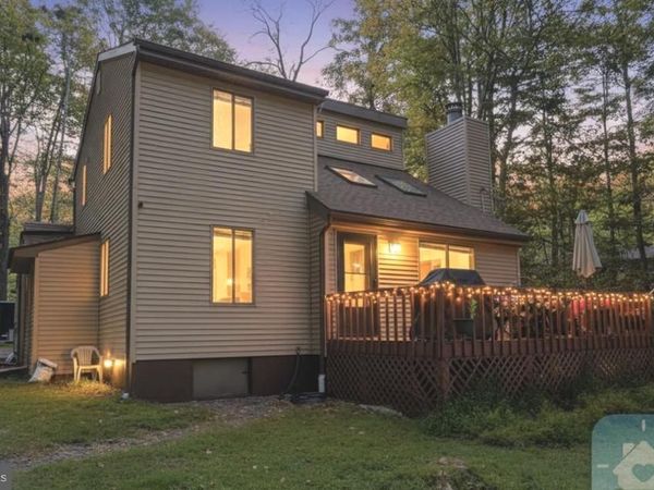 72 EAST CREEKVIEW DR, GOULDSBORO, PA 18424