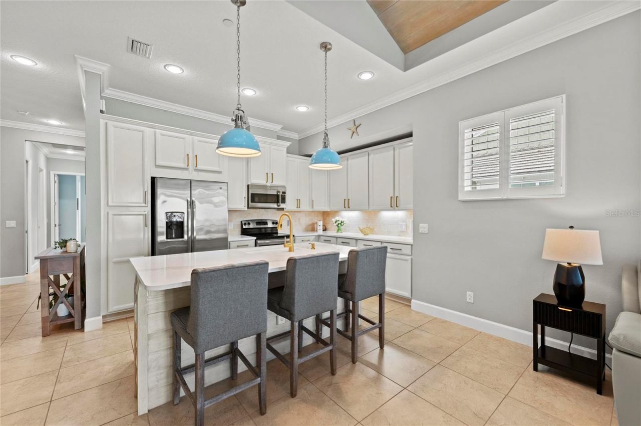 226 Sapphire Lake Drive , Unit 201, Bradenton, FL 34209 Photo