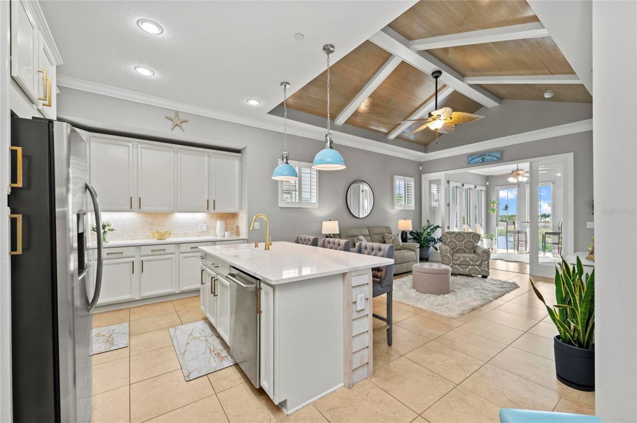 226 Sapphire Lake Drive , Unit 201, Bradenton, FL 34209 Photo