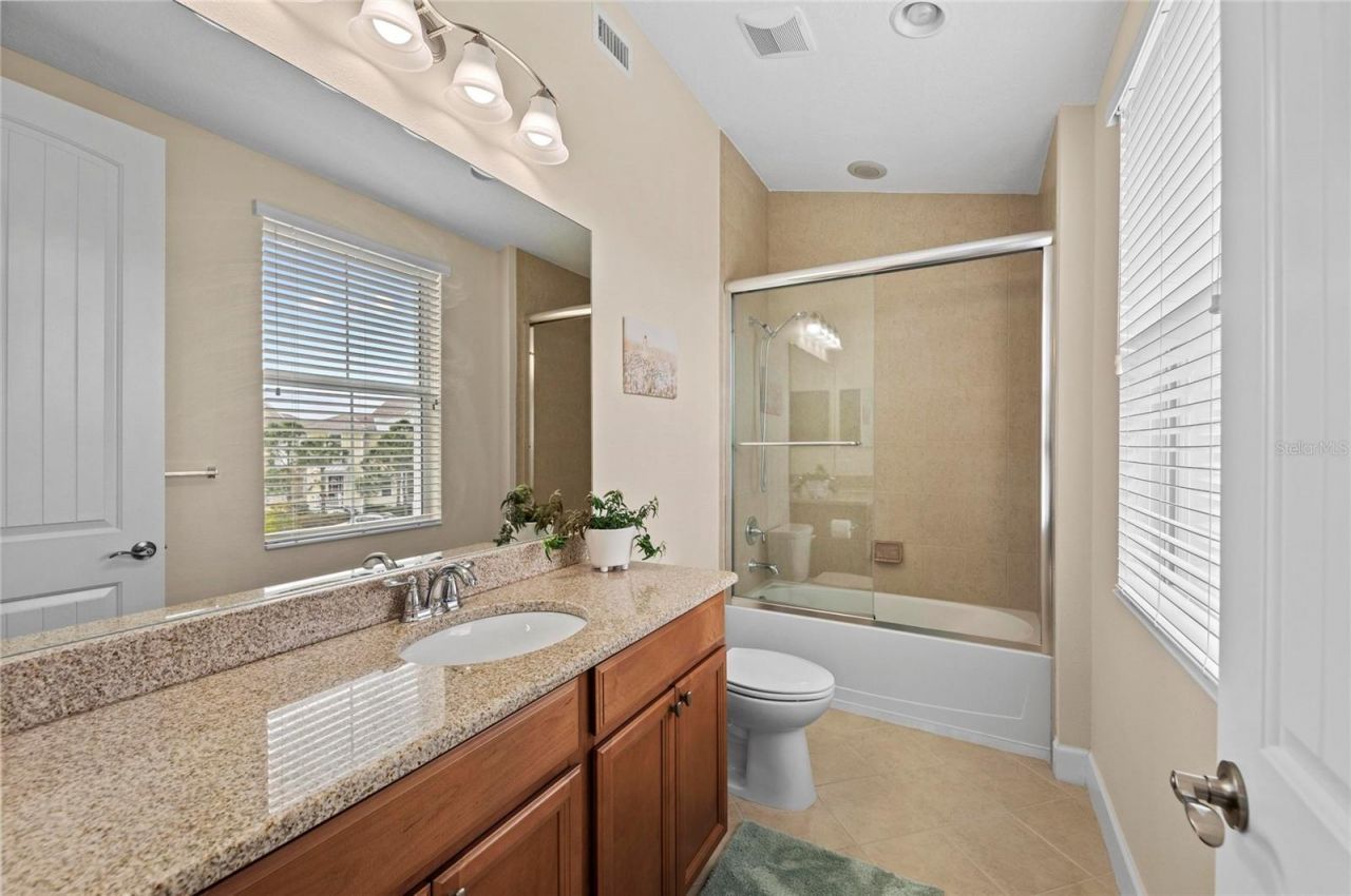 226 Sapphire Lake Drive , Unit 201, Bradenton, FL 34209 Photo