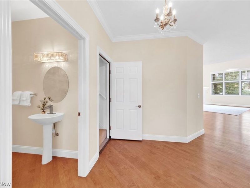 1880 Bradford Pointe Lane, Akron, OH 44313 Photo 11