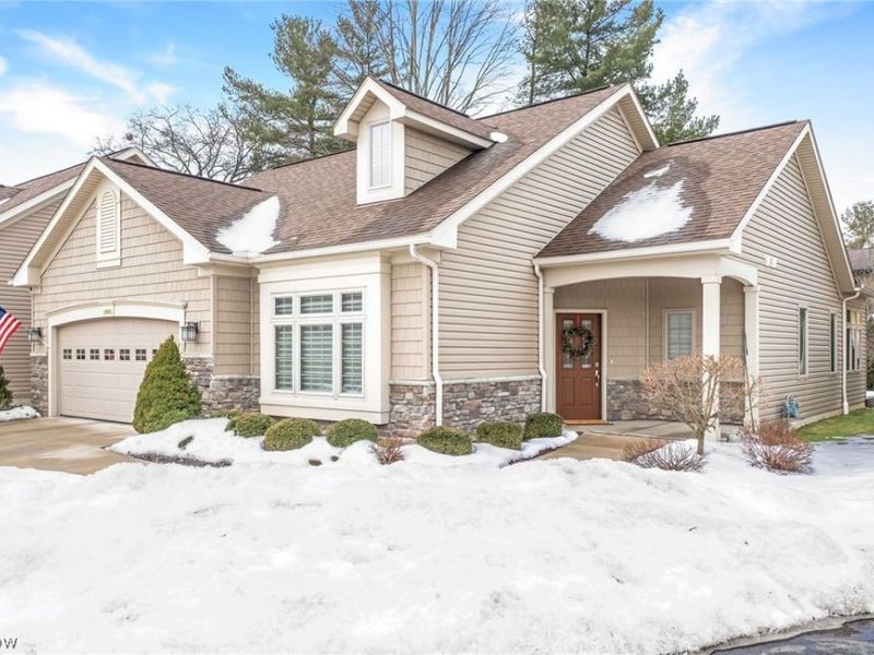 1880 Bradford Pointe Lane, Akron, OH 44313 Photo 5