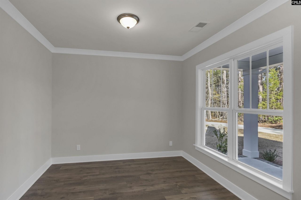 107 Greengarden Drive  Photo 11