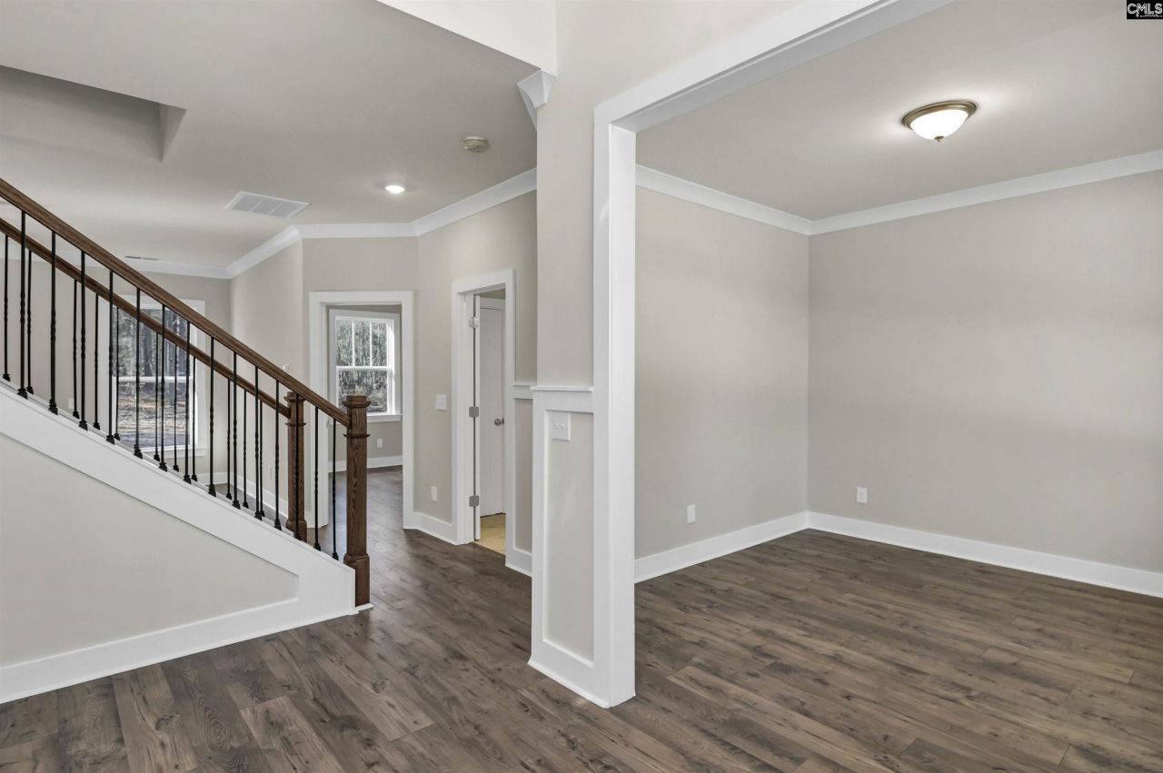 111 Greengarden Drive  Photo 13