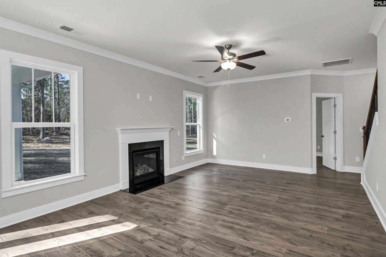 111 Greengarden Drive  Photo 16