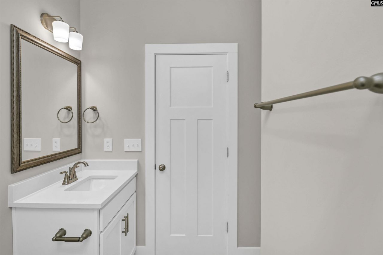 111 Greengarden Drive  Photo 29