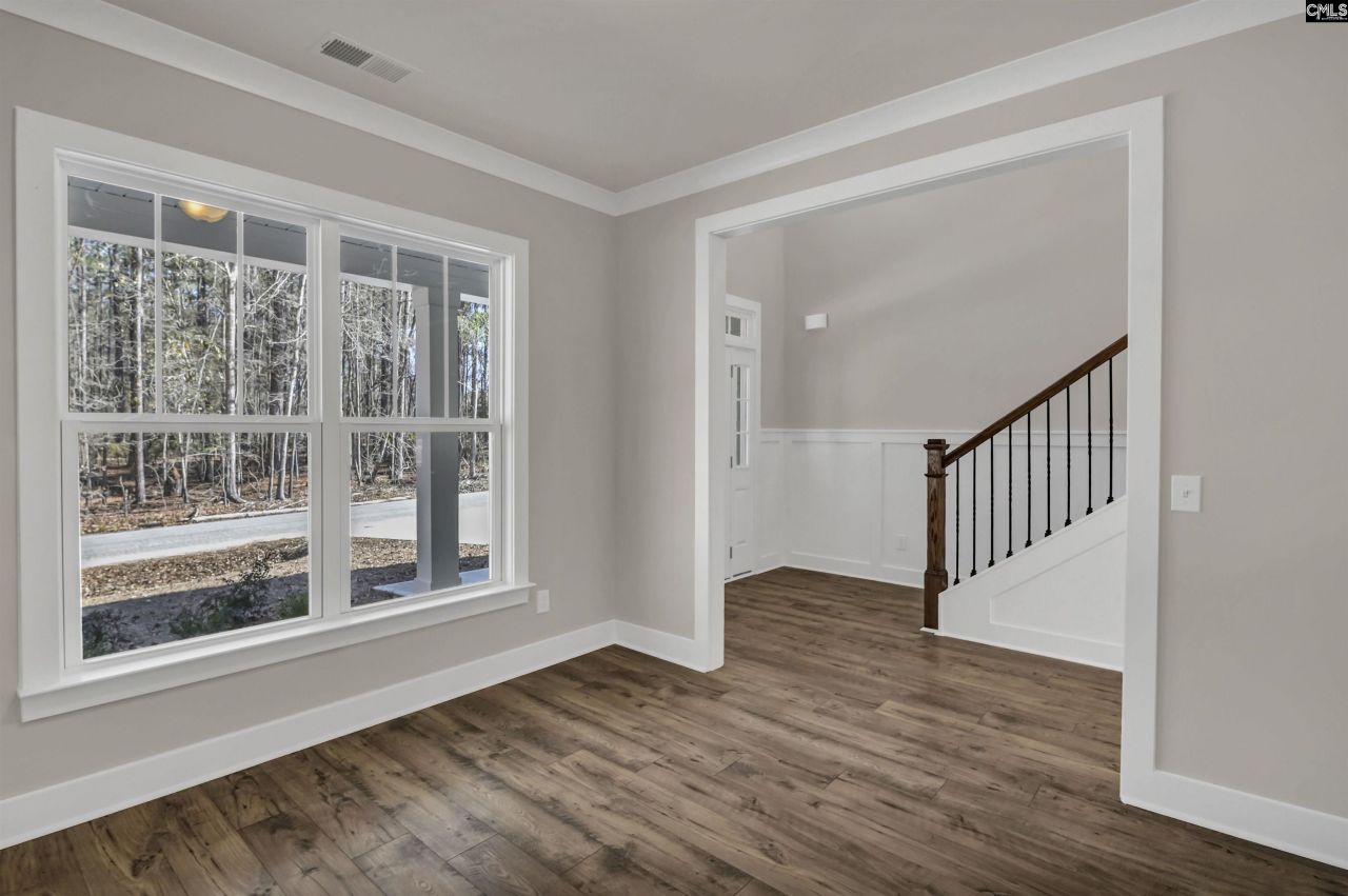 119 Greengarden Drive  Photo 9