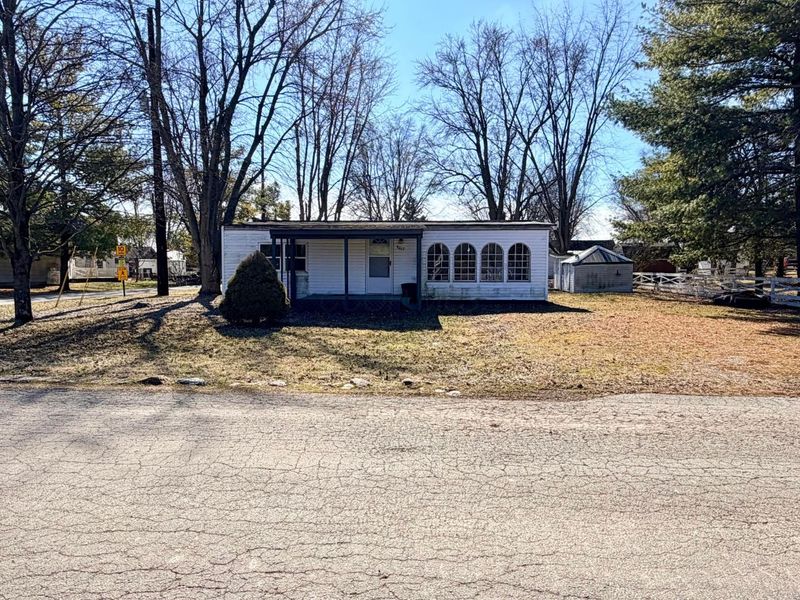 8017 Hamilton Street , Washington Court House, OH 43160 Photo 2