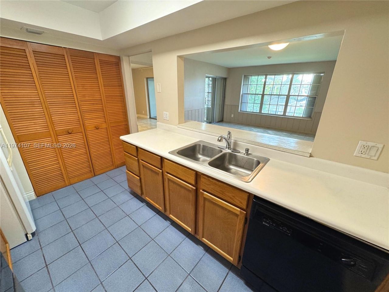 432 NW 70th Ave, Unit 231, Plantation, FL 33317 Photo