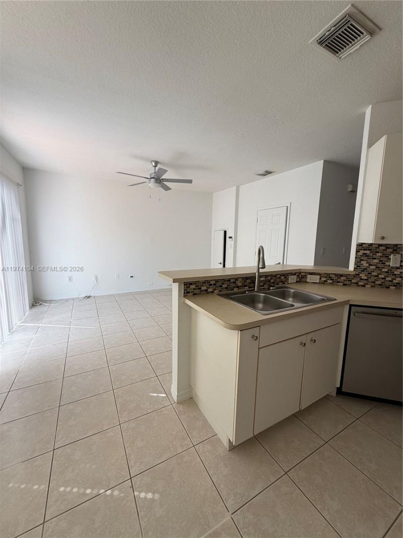 Please Call For Address, Miami, FL 33193 Photo