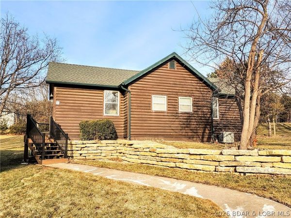 42 Cottage Park W, Unit 30, Camdenton, MO 65020