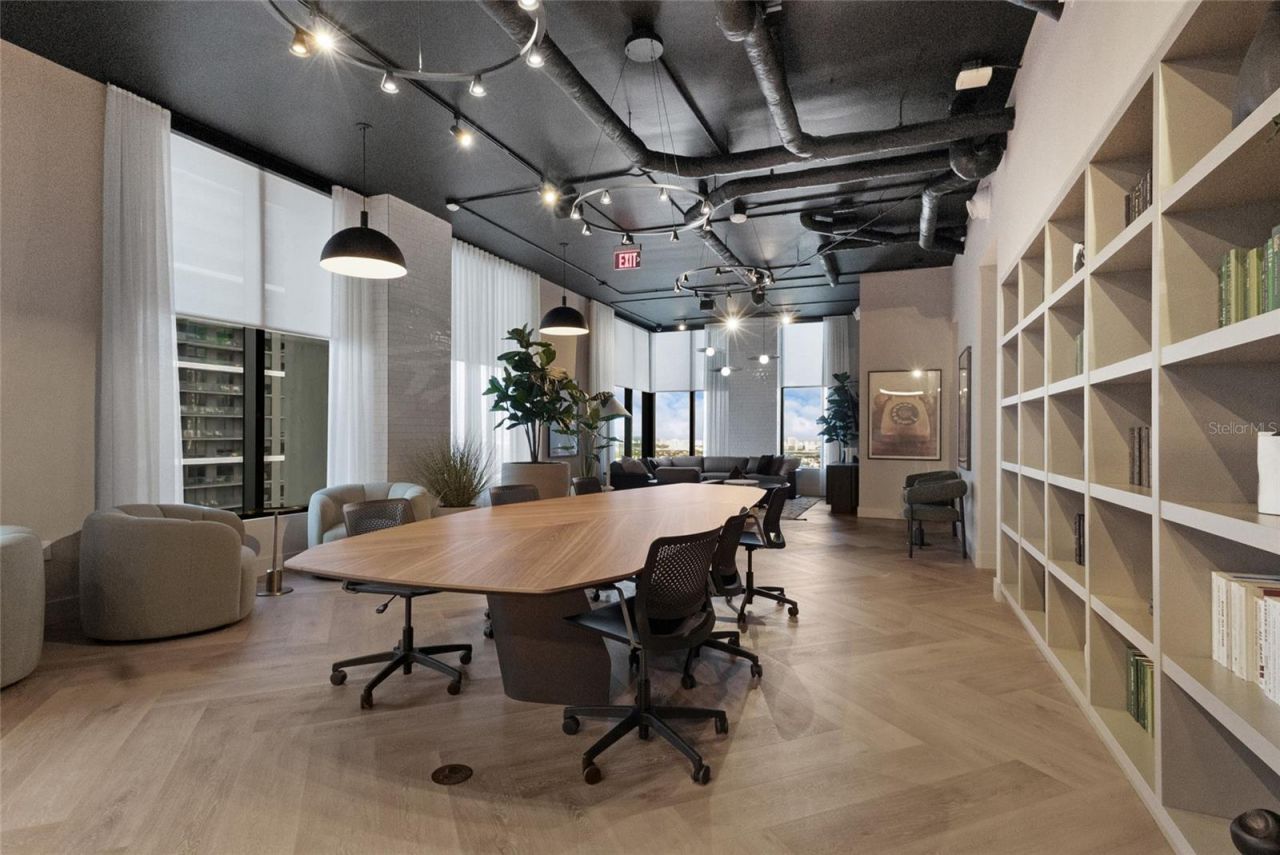 121 NE 5th Street , Unit 1500, Miami, FL 33132 Photo