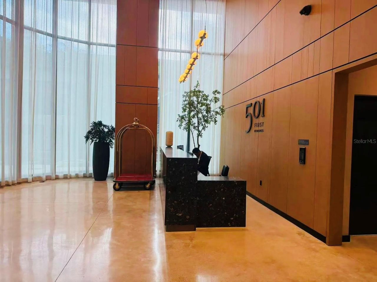 121 NE 5th Street , Unit 1500, Miami, FL 33132 Photo