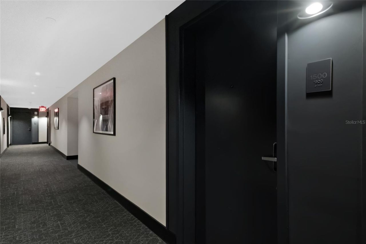 121 NE 5th Street , Unit 1500, Miami, FL 33132 Photo