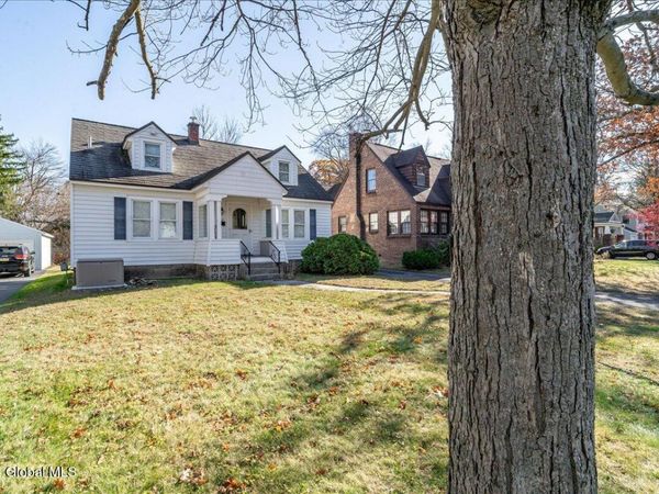 1190 Highland Park Road, Niskayuna, NY 12309