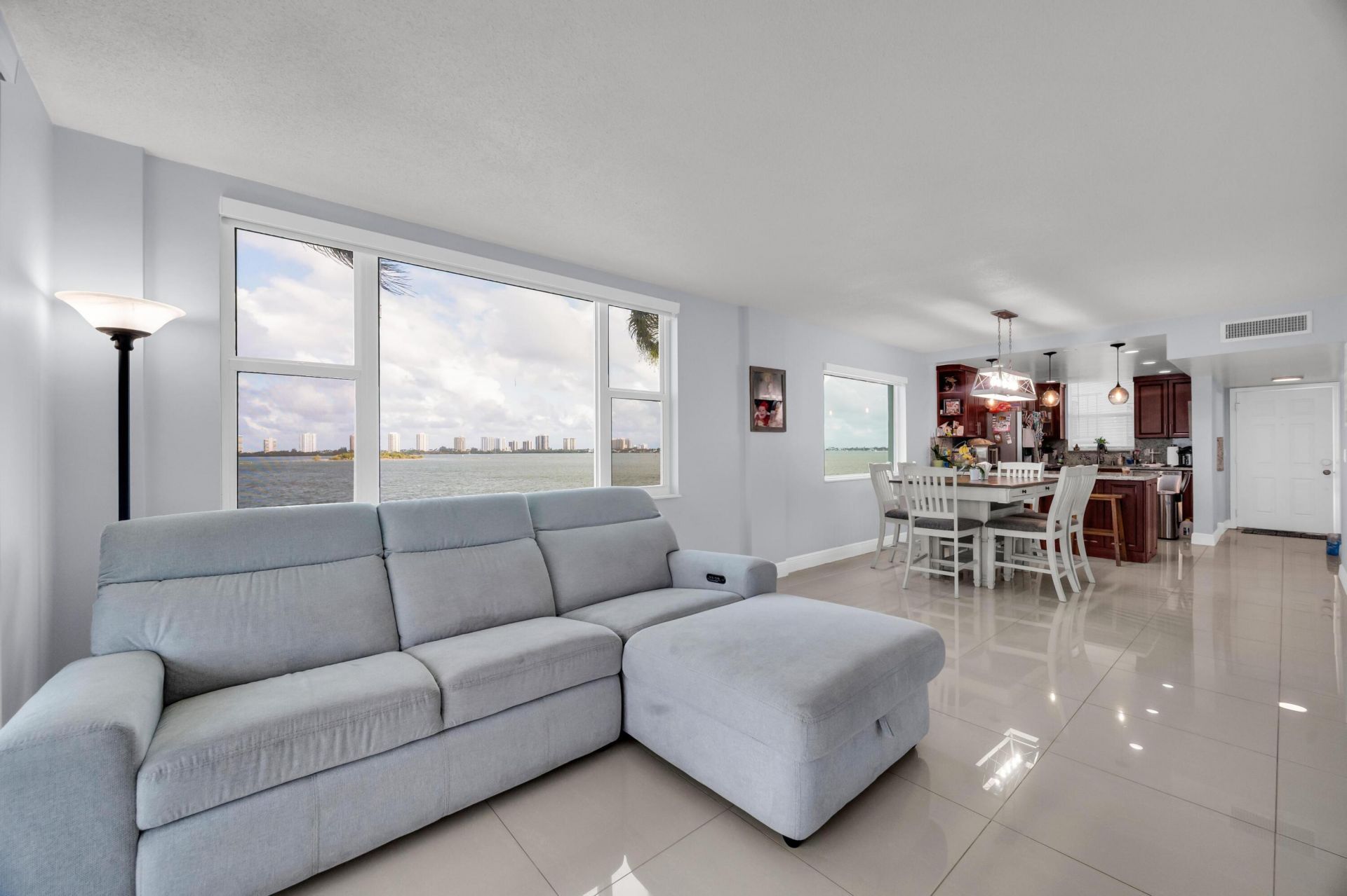 100 Paradise Harbour Boulevard, Unit 304, North Palm Beach, FL 33408 Photo