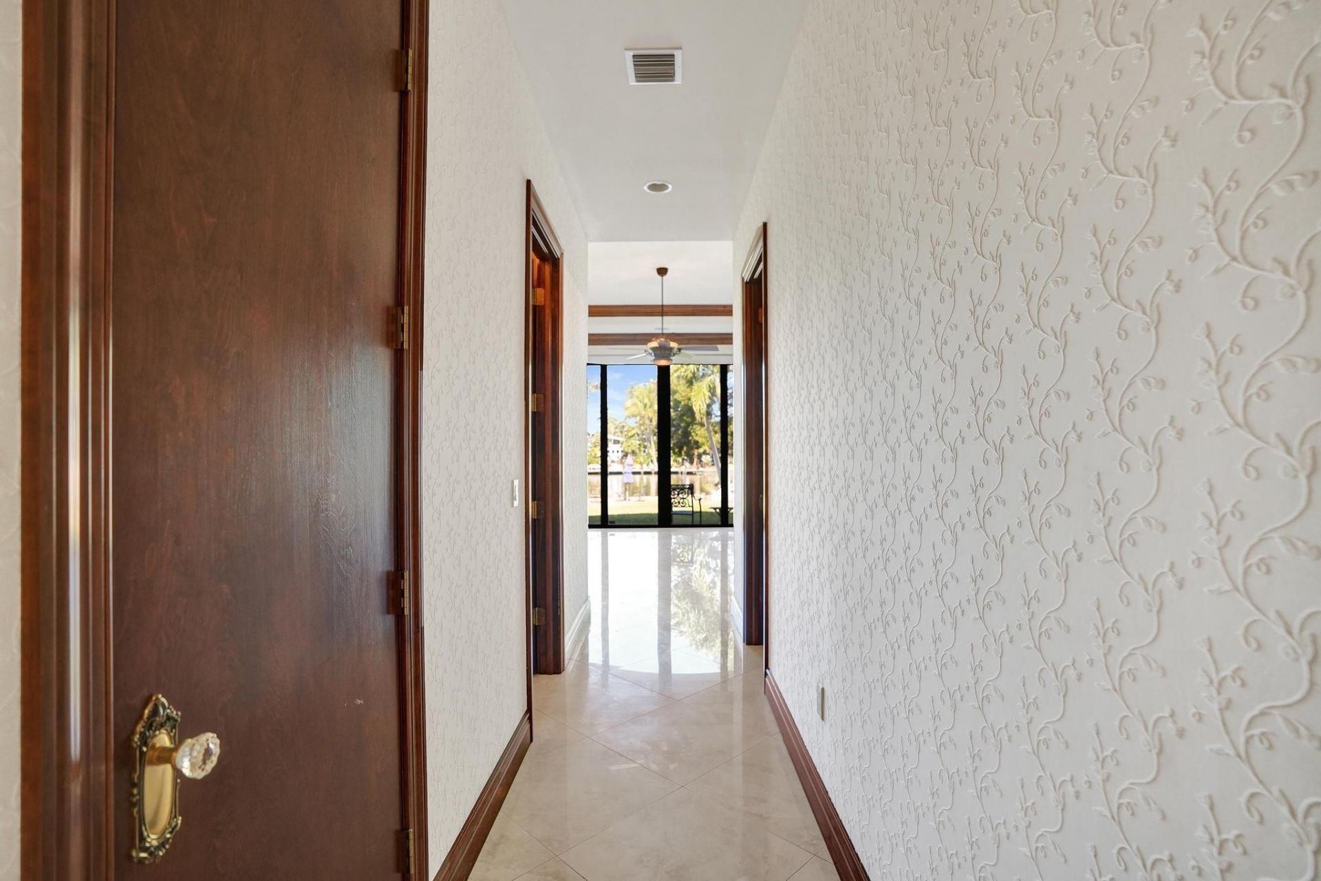 2425 Middle River Drive, Fort Lauderdale, FL 33305 Photo