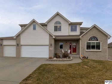 3242 Prairieview Drive , Lincoln, NE 68504