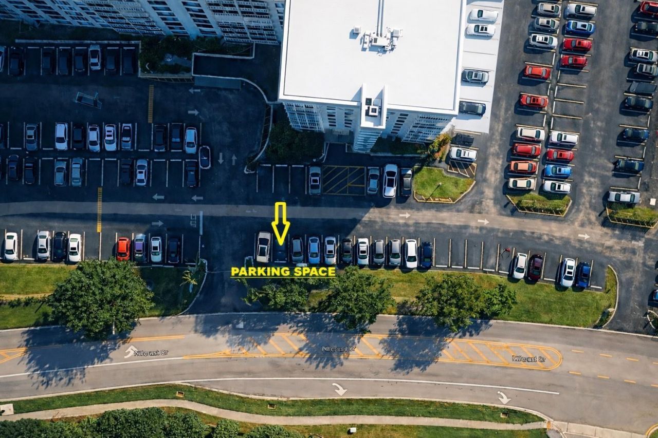 4330 Hillcrest Drive, Unit 420, Hollywood, FL 33021 Photo