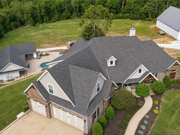 2413 N Autumn View Drive, Fayetteville, AR 72701