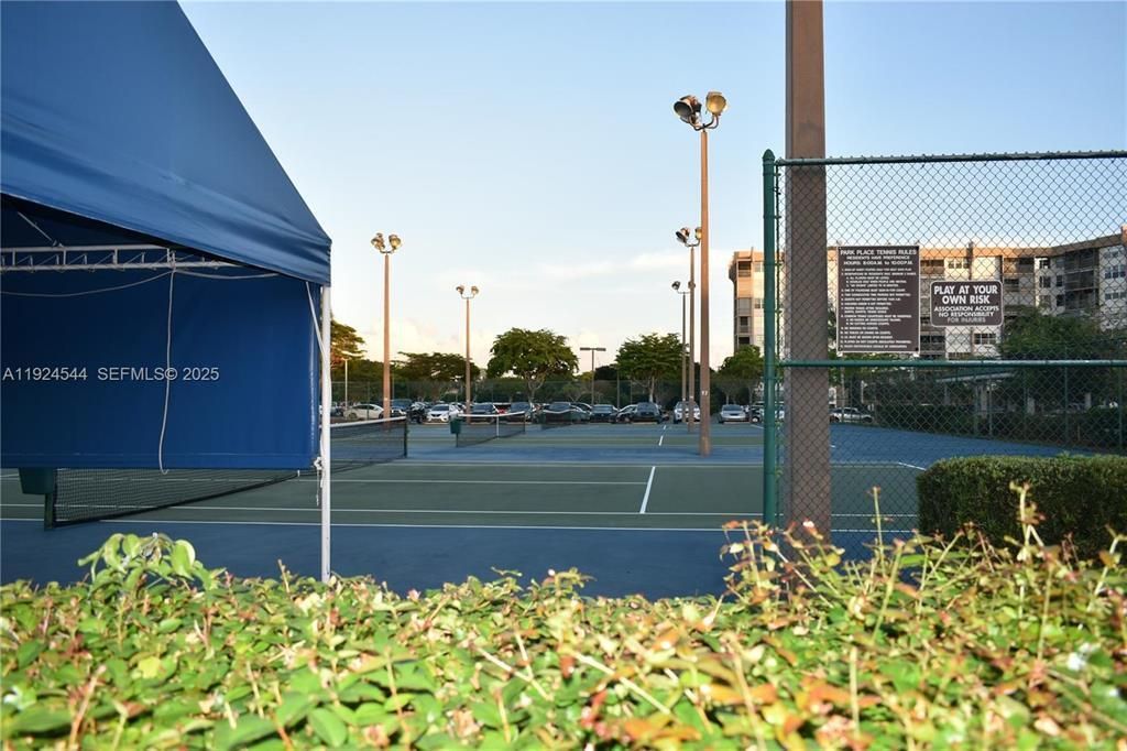 1400 Saint Charles Place, Unit 713, Pembroke Pines, FL 33026 Photo