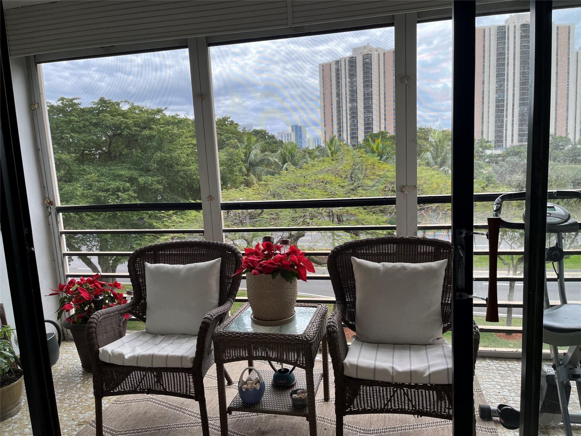 20500 W Country Club Drive, Unit 416, Aventura, FL 33180 Photo