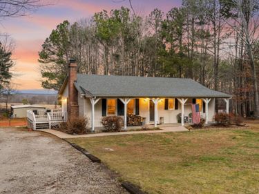 3105 Horseshoe Road, Appomattox, VA 24522