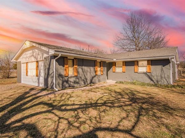 5825 N Blue Lake Drive, Norman, OK 73069